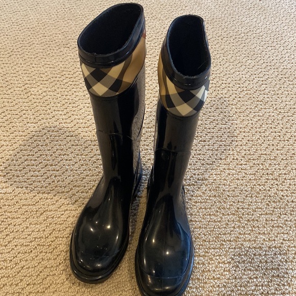 Burberry Rain boots - Picture 4 of 7